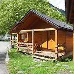 Prado Camping 2*