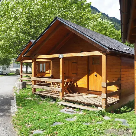 Prado Camping 2*